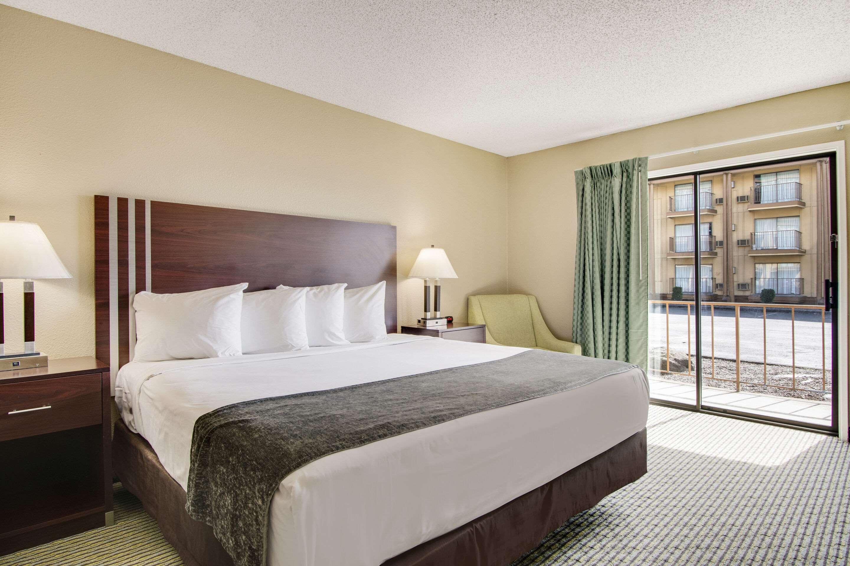 Rodeway Inn&Suites Portland - Jantzen Beach Exterior foto