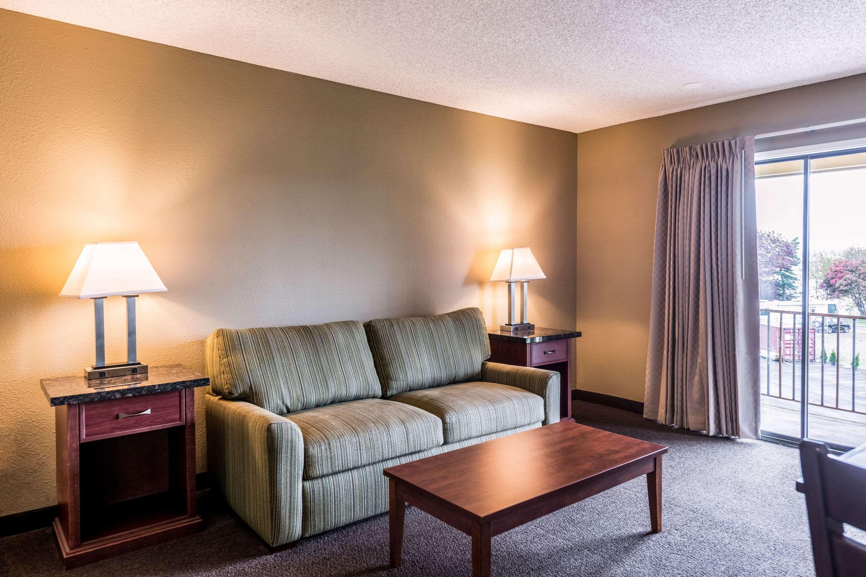 Rodeway Inn&Suites Portland - Jantzen Beach Exterior foto